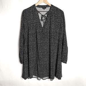 Lira Black and White Dot Tunic XS Long Sleeve Tie Neck